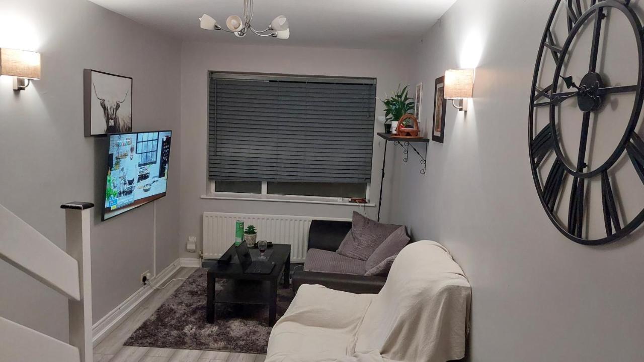 Small Single Room Letterkenny Exterior photo