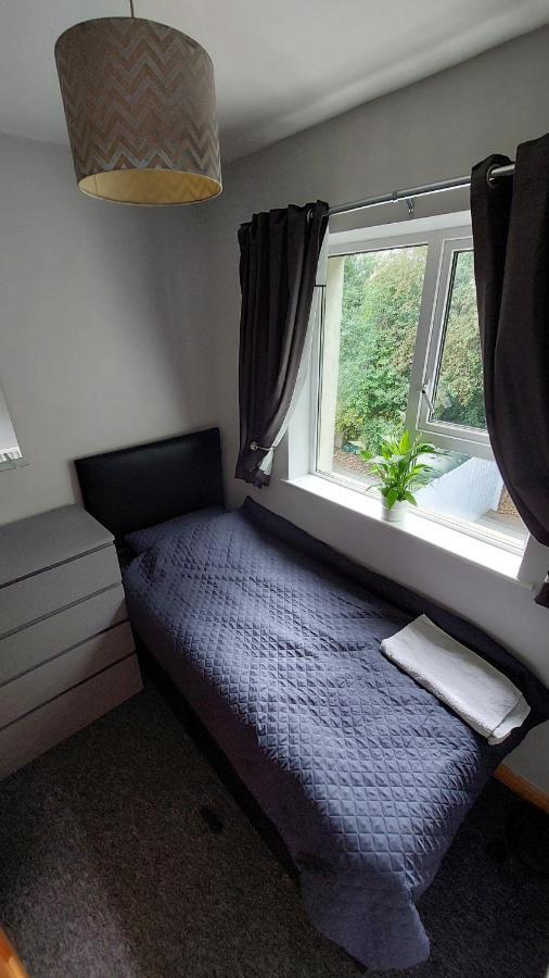 Small Single Room Letterkenny Exterior photo
